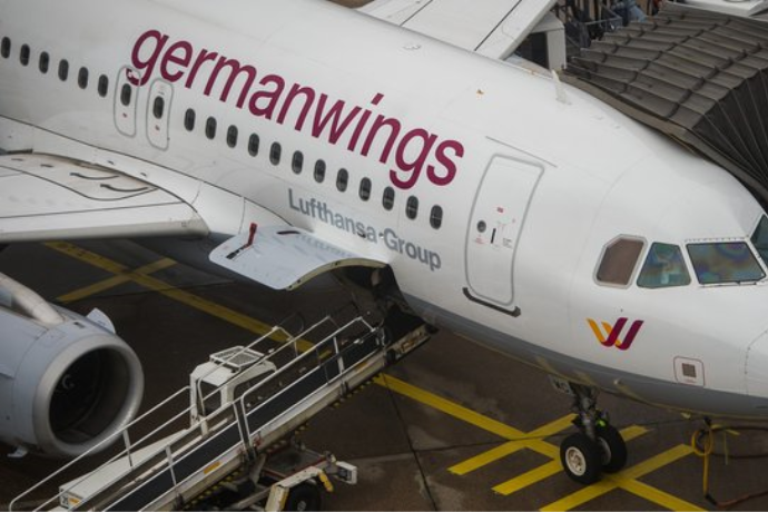 German Airbus crash:  Plane With 150 People Crashes in French Alps