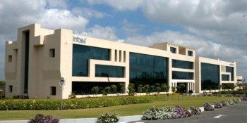 Infosys inks 5 year deal with Dutch firm TNT Express