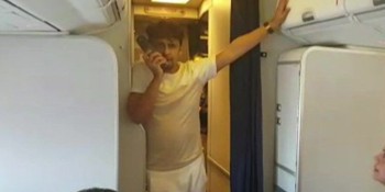 Flight Crew Suspended for letting Sonu Nigam’s Mid-Air Performance