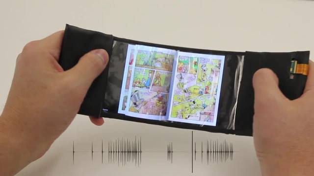 World’s First Flexible Phone ‘Reflex’