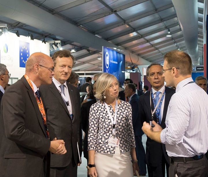A visit to the  #spacezone at the Farnborough International Airshow by Italian M…