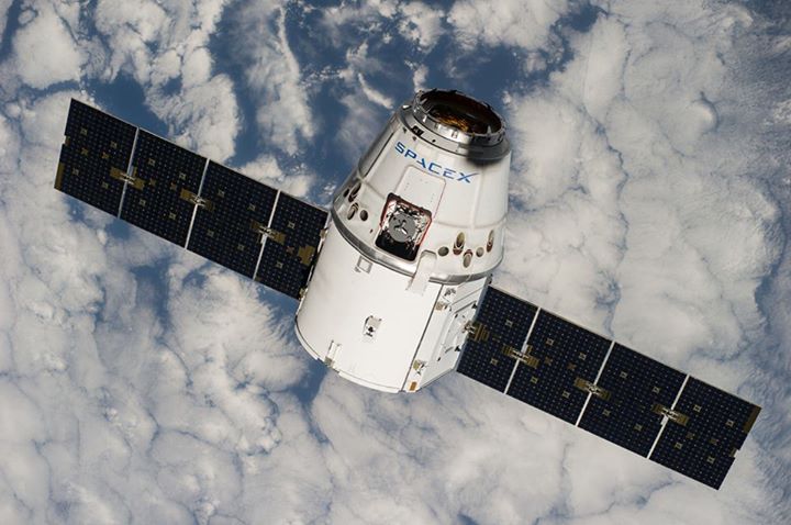 Space Station crew getting ready for  #Dragon capture tomorr…