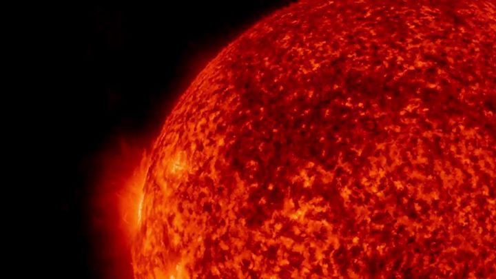 Bursts of solar material from the sun in this close-up captu…