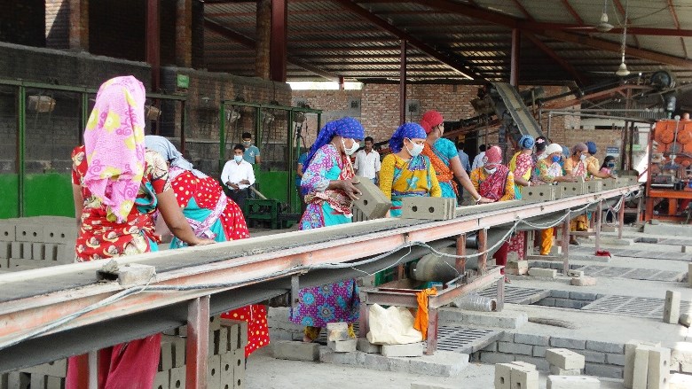Modern Brick Kilns Yield Development Benefits in Bangladesh