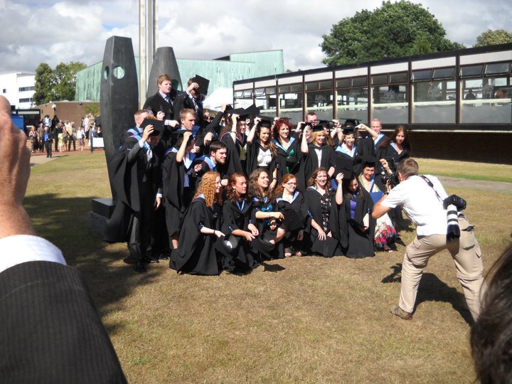 6 out of 10 of those in cultural employment in the EU have tertiary education #E…