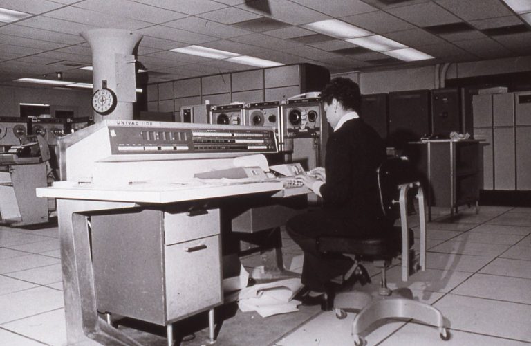 #TBT A Census Bureau employee operates one of the agency’s #UNIVAC 1100 series c…