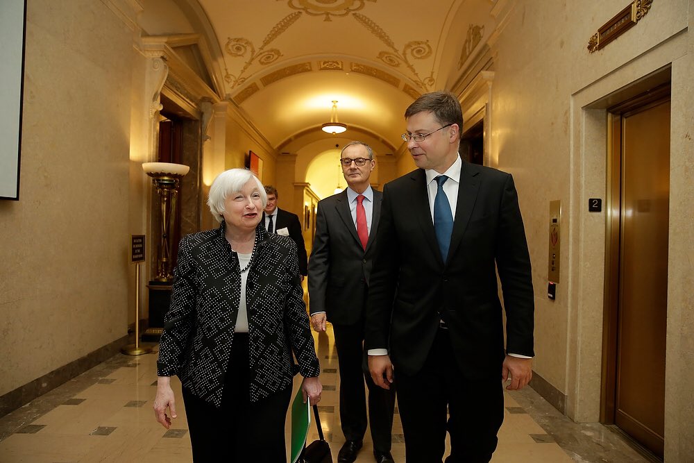 Pleasure to meet Janet Yellen in #Washington. Discussed financ…