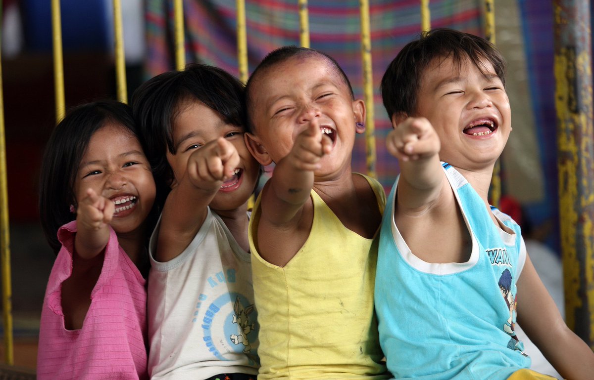 “Don’t let the world change your smile, let your smile change the world!” @UNICE…