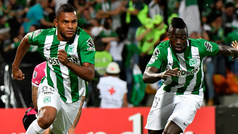 Borja the hero as @nacionaloficial crowned #CopaLibertadores kings  …