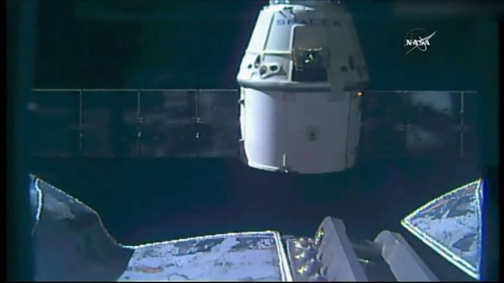 The SpaceX Dragon cargo spacecraft was released from the International Space Sta…