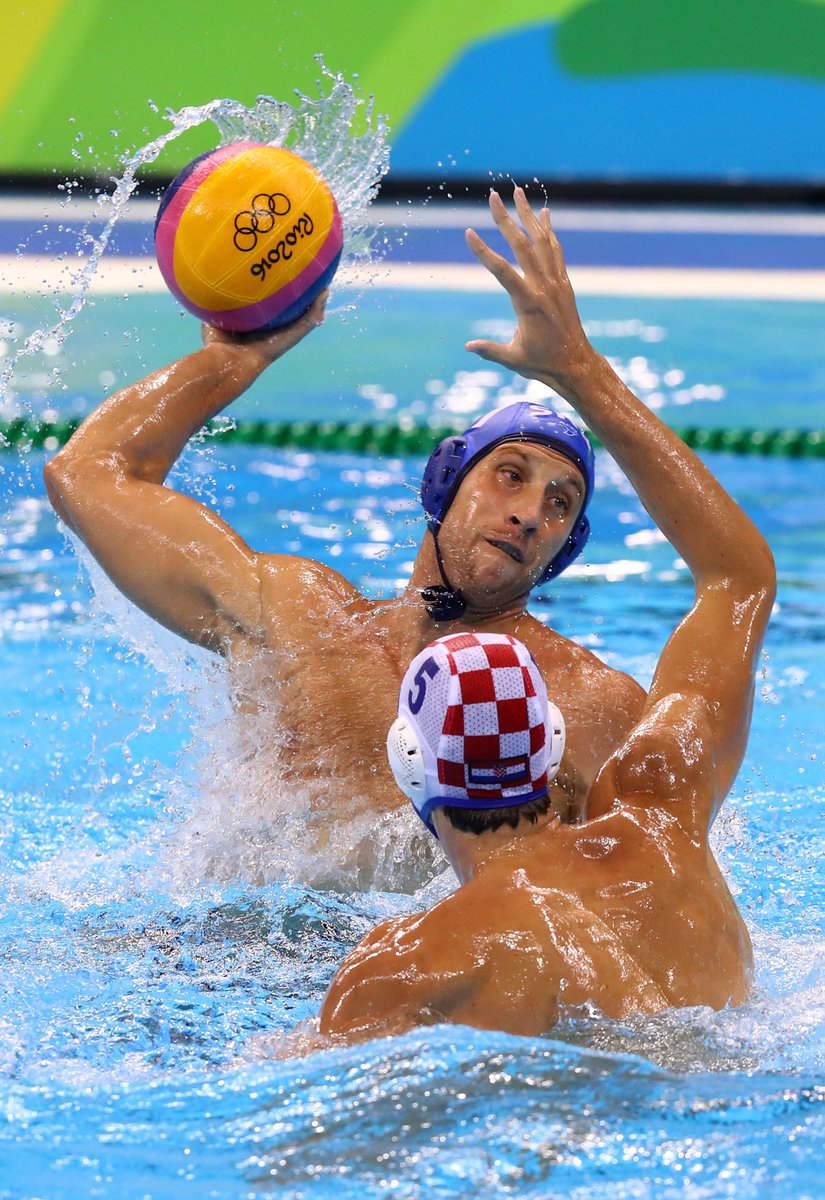 #SRB defeats #CRO 11-7 to win #gold in men’s #waterpolo! Congrats!
#Olympics #Ri…
