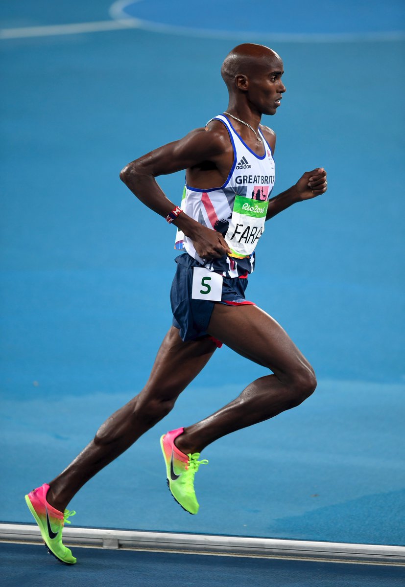 .@Mo_Farah wins #gold in 5000m! Time=13:03.30 #Olympics #Athletics …