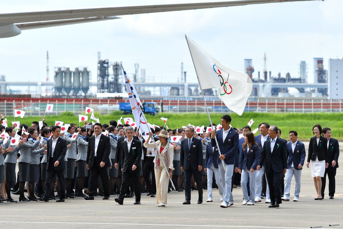 #Olympic flag arrives in Tokyo #Tokyo2020 …
