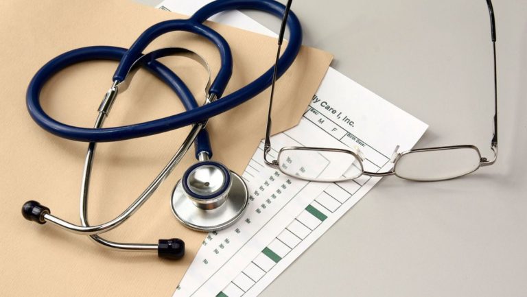 How does household healthcare spending relate to income and age?  #BLSdata …