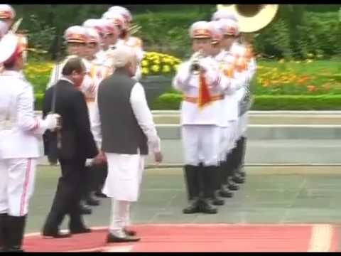 PM Narendra Modi accorded ceremonial reception in Hanoi