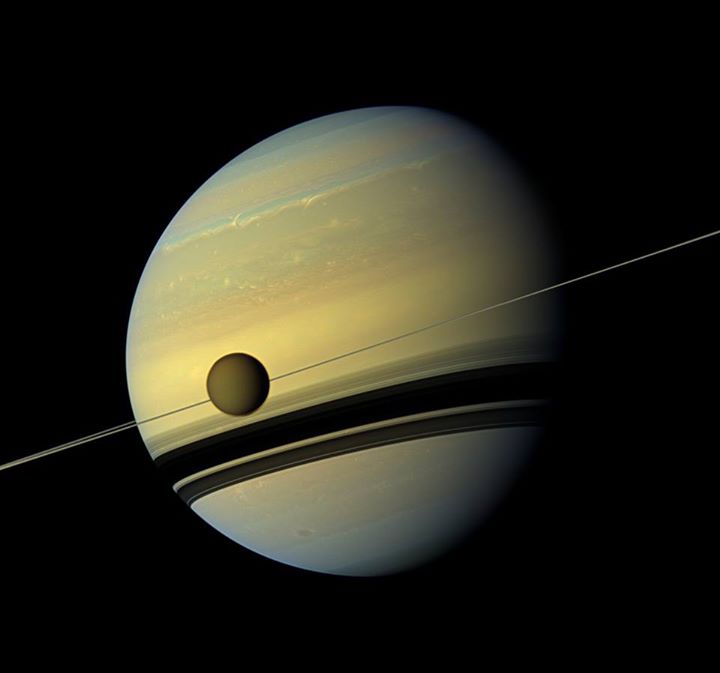 The puzzling appearance of an ice cloud has prompted scienti…