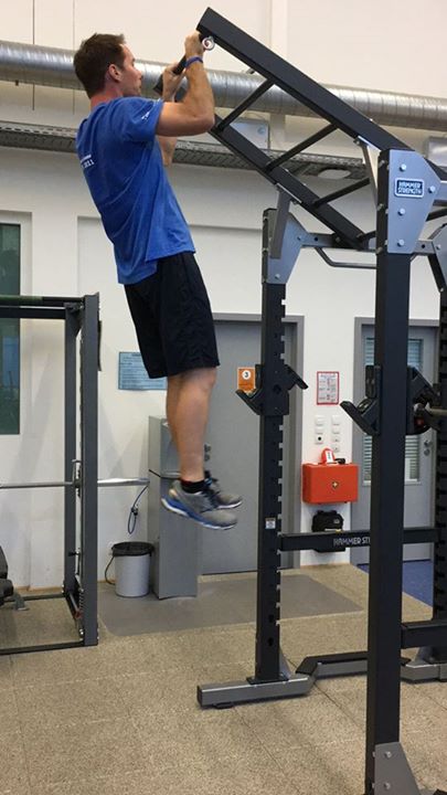 L-53: Ca s’entraîne dur dans la salle de sport! Plus la mission approche et plus…