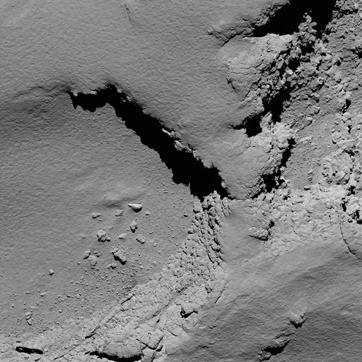 5.8 km and counting (down)! Soaking up the sights on this incredible  #CometLand…
