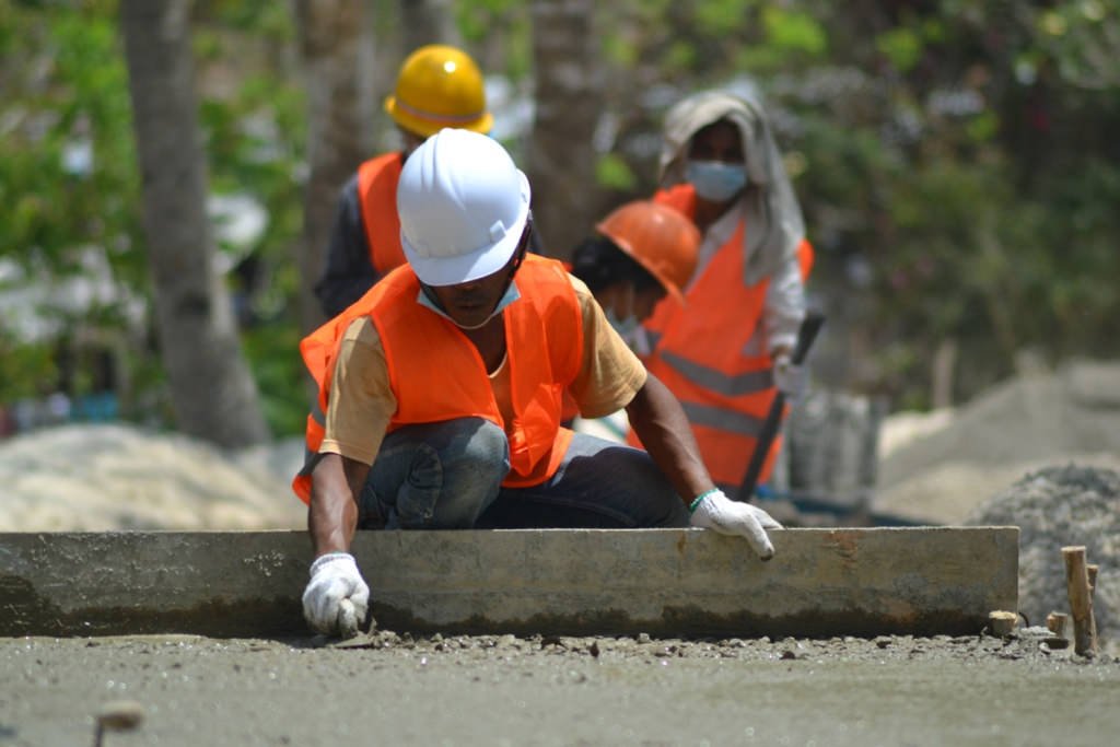 Improving public employment services helps people find jobs and stay with their …
