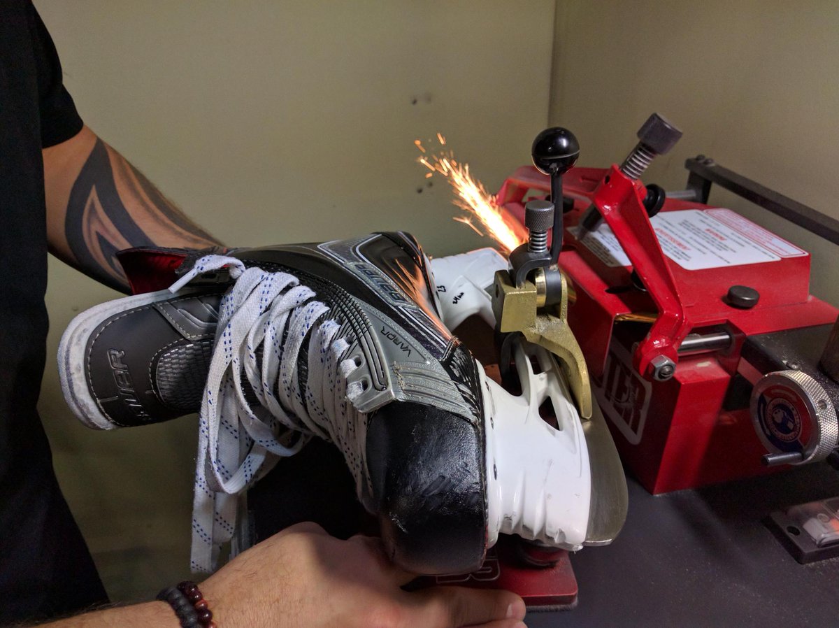 Skates on fire! Austrian assistant prepares the skates for the practice. #Olymp…