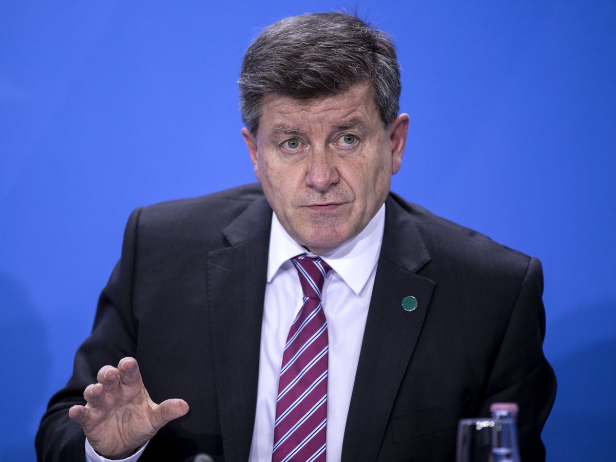 ILO’s @GuyRyder welcomes G20 leaders’ commitment to tackle inequality and jobs d…
