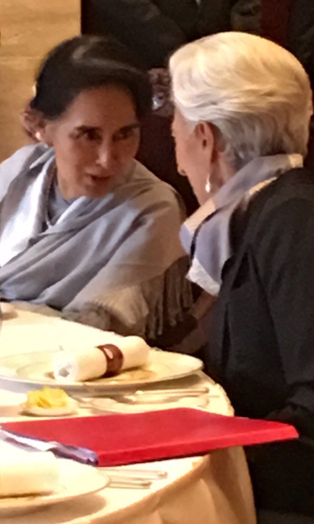Delighted to meet #ASSK again at the #ASEANSummit …