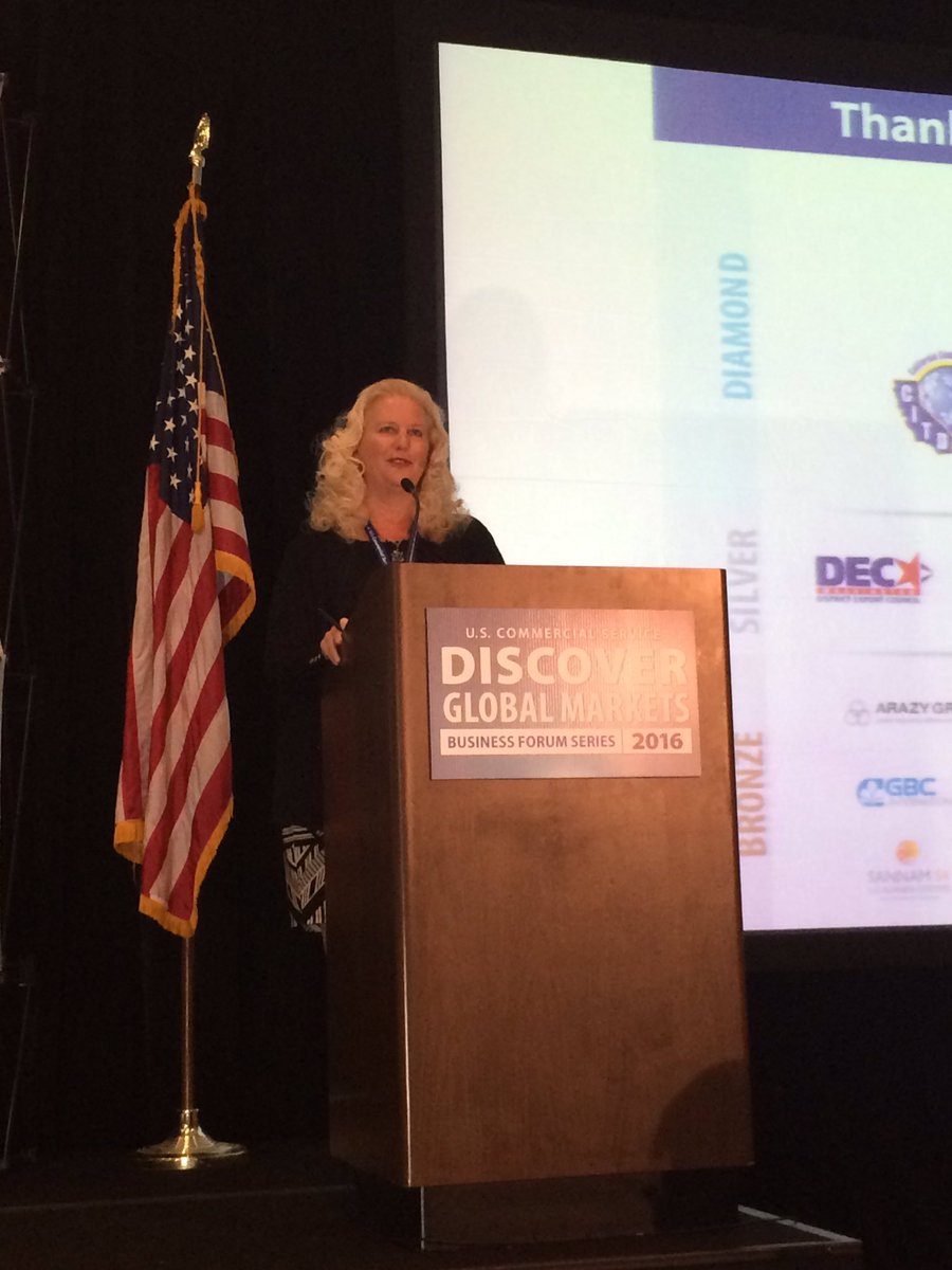 CS Seattle Director Diane Mooney welcomes attendees to #Disco…