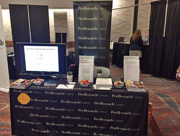 #ONA16 attendees: @pewresearch is hiring! Stop by booth M35 for information on j…