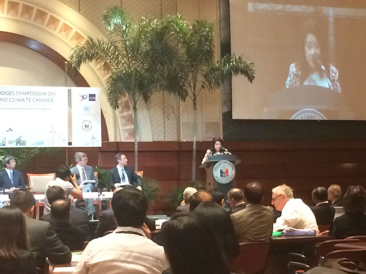 Chief Justice Maria Lourdes Sereno delivers her welcome remarks #J…