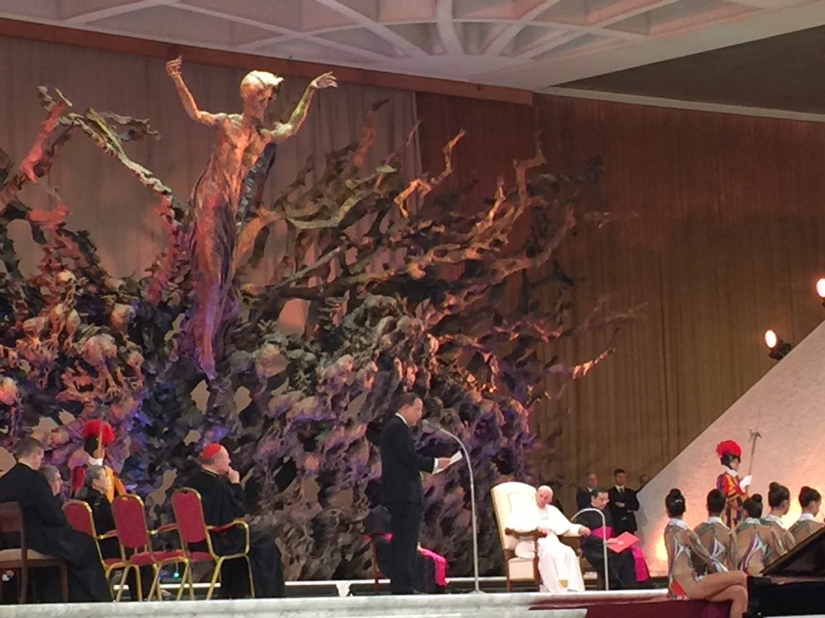 Ban Ki-moon joins @pontifex & @iocmedia chief at #Sport4Humanity event at #V…