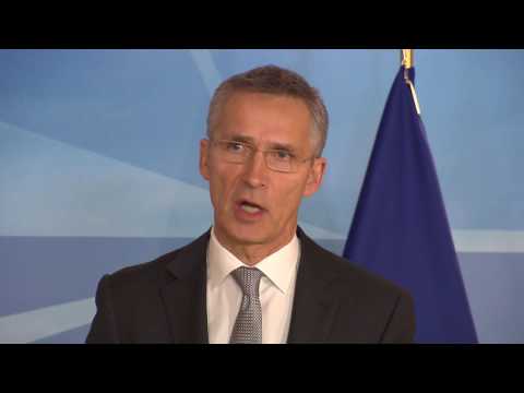 NATO Secretary General with Prime Minister of Moldova, 29 NOV 2016