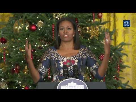 Previews the 2016 Holiday Decorations