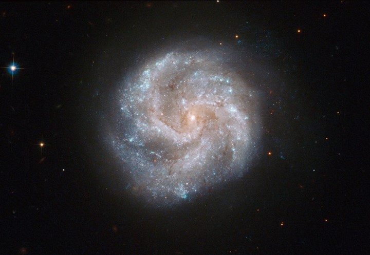 The NASA/ESA Hubble Space Telescope captured this moment in the ever-changing li…