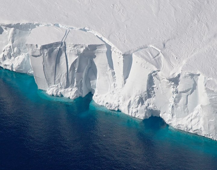 Scientists and crew with our Operation IceBridge mission in …