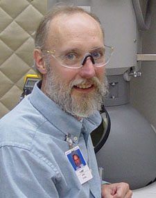 Eric Steel, NIST, talks about Trace Evidence at #NISTForensics  …