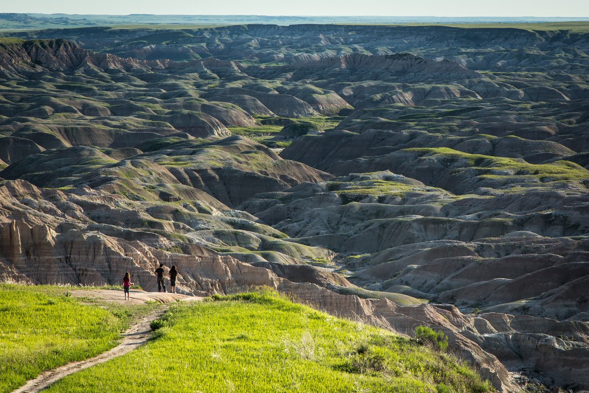 Today in 1889, North Dakota and South Dakota become the 39th and 40th states:  …