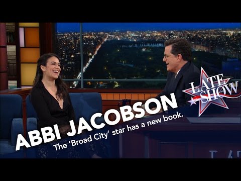 Abbi Jacobson Loves Creating Fan Fiction About Famous People