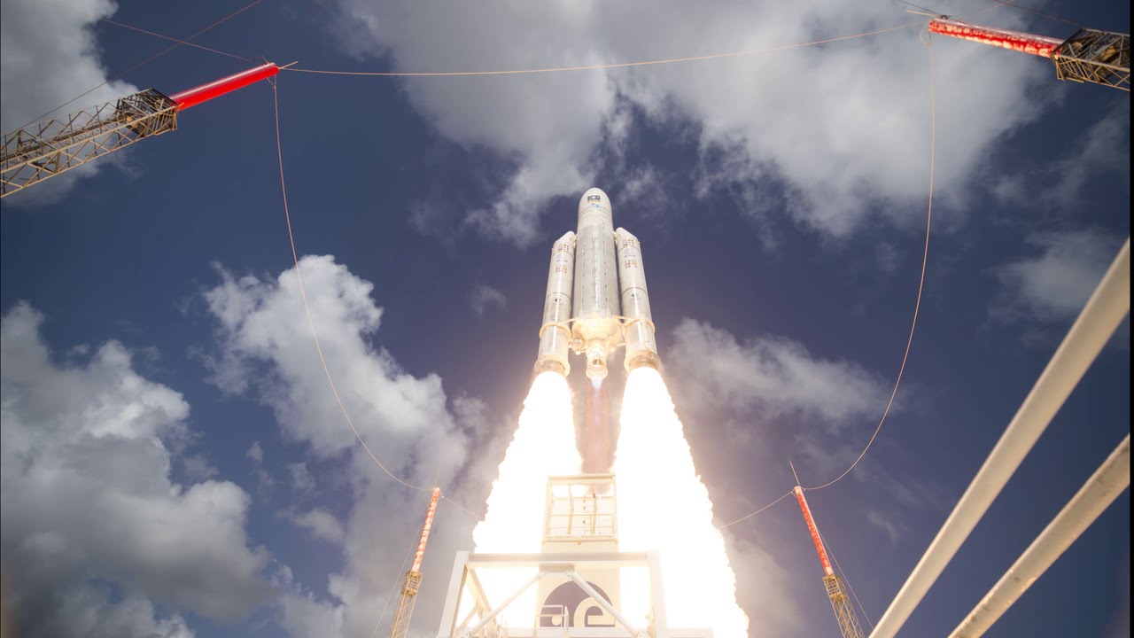 Timelapse video showing Galileo satellites 15–18, from final preparations to lif…
