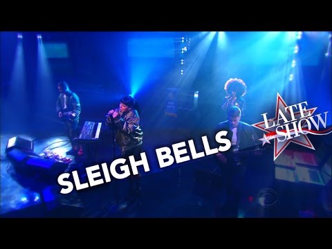 Sleigh Bells Perform ‘I Can Only Stare’