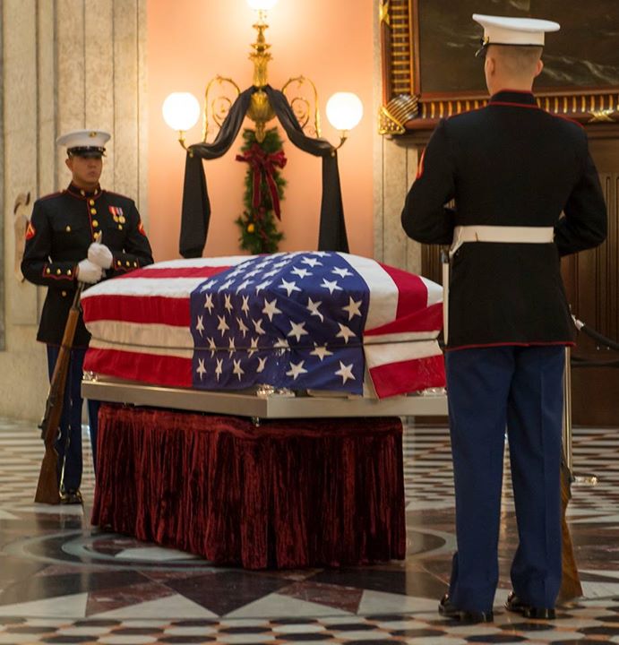 Astronaut and U.S. Senator John Glenn lies in repose at the …