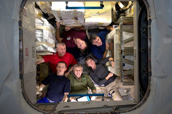 Our first six-person crew picture! In the newly-arrived HTV: our house just got …