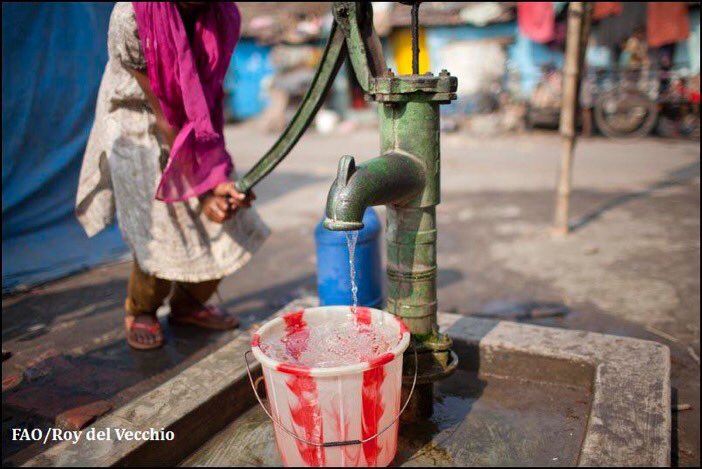 2,000-5000 liters of #water are needed to produce a person’s daily food  #COP22 …