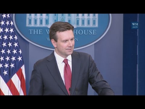 1/13/17: White House Press Briefing