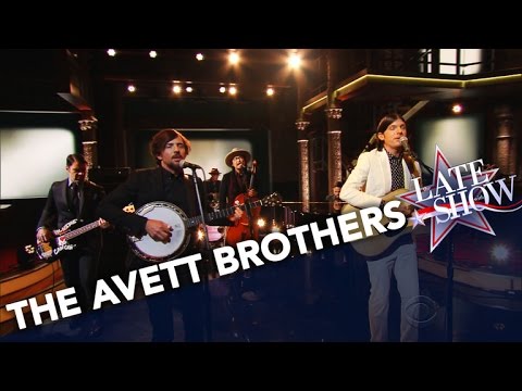 The Avett Brothers Perform ‘Give Me Love, Give Me Peace On Earth’