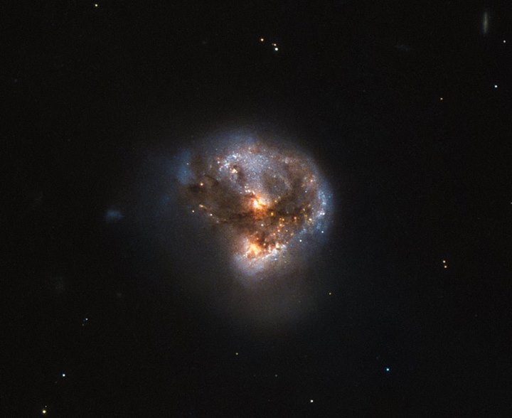 A cosmic rosebud…This galaxy has far more exciting and futur…