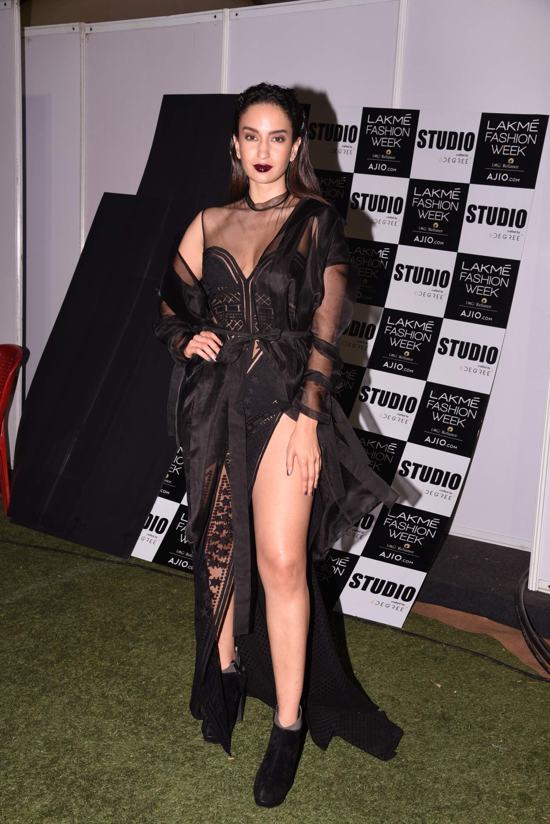 Sexiest Photo Stills Of Hot Actresses From Flash Fashion Event | Models