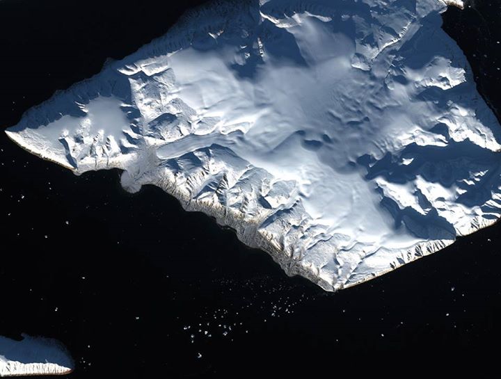 Qaanaaq, northwestern Greenland, and surroundings as seen by the Copernicus  #Se…