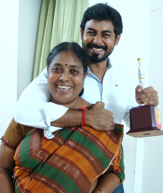 Aari Wth Mom | Nagesh Thiraiarangam | TransIndia