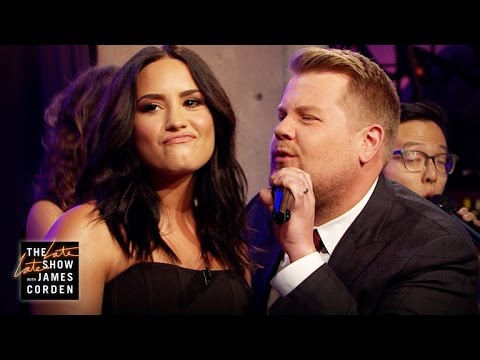 Divas Riff-Off w/ Demi Lovato