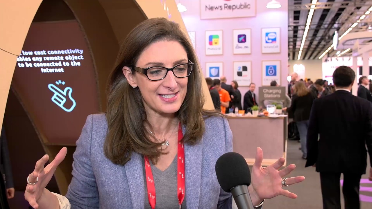 Embedding the human element in mobile technology